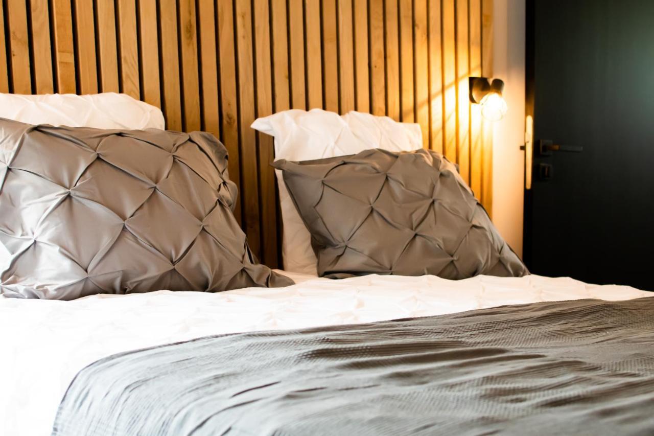 Au Calme De Hosdent Bed & Breakfast Braives Exterior photo